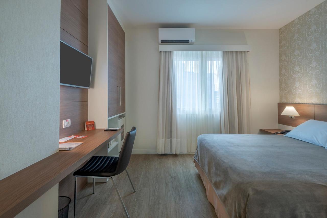 Hotel Gloria Блуменау Екстер'єр фото
