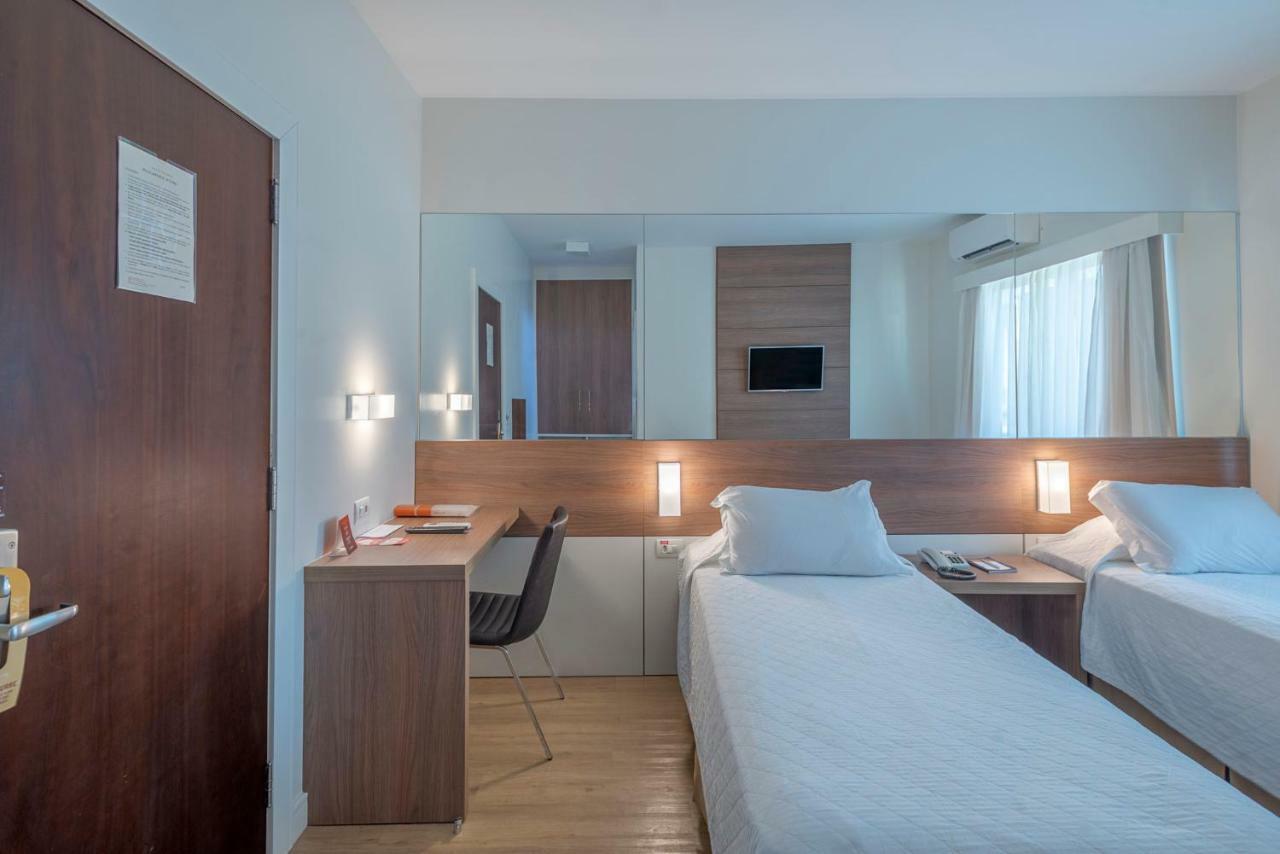Hotel Gloria Блуменау Екстер'єр фото